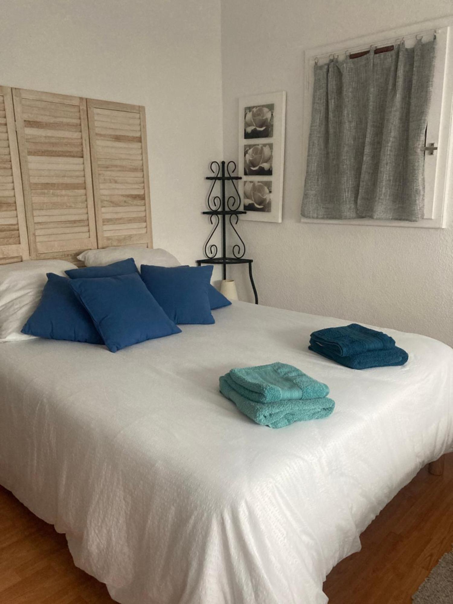 Appartement Duplex Lumineux Idealement Situe Ares Exteriér fotografie